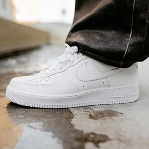 Men’s Nike Air Force 1 Low White Sneakers Size 10.5 Used Condition